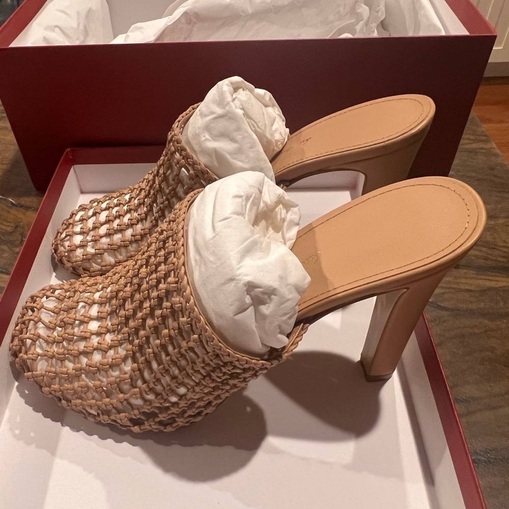 Salvatore Ferragamo Mules Ella’s Beige Caged High Heels Sz 8.5 Sandals Heels NIB - Picture 2 of 7